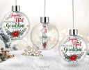 Une décoration de Noël personnalisée avec le prénom de votre choix, ornée de motifs festifs pour illuminer votre sapin et votre maison.